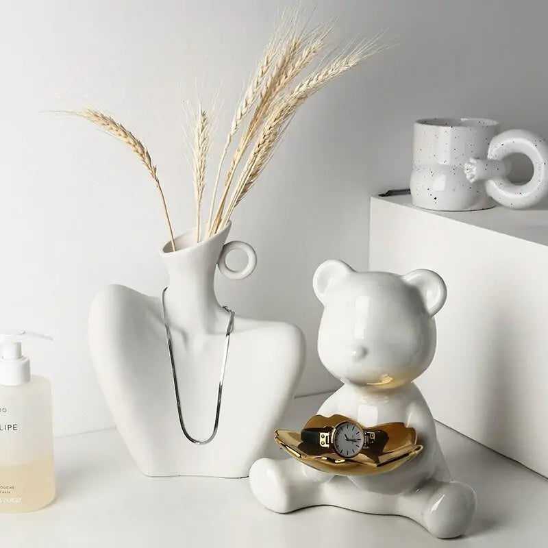 Larana Home™ Sculpture Vase