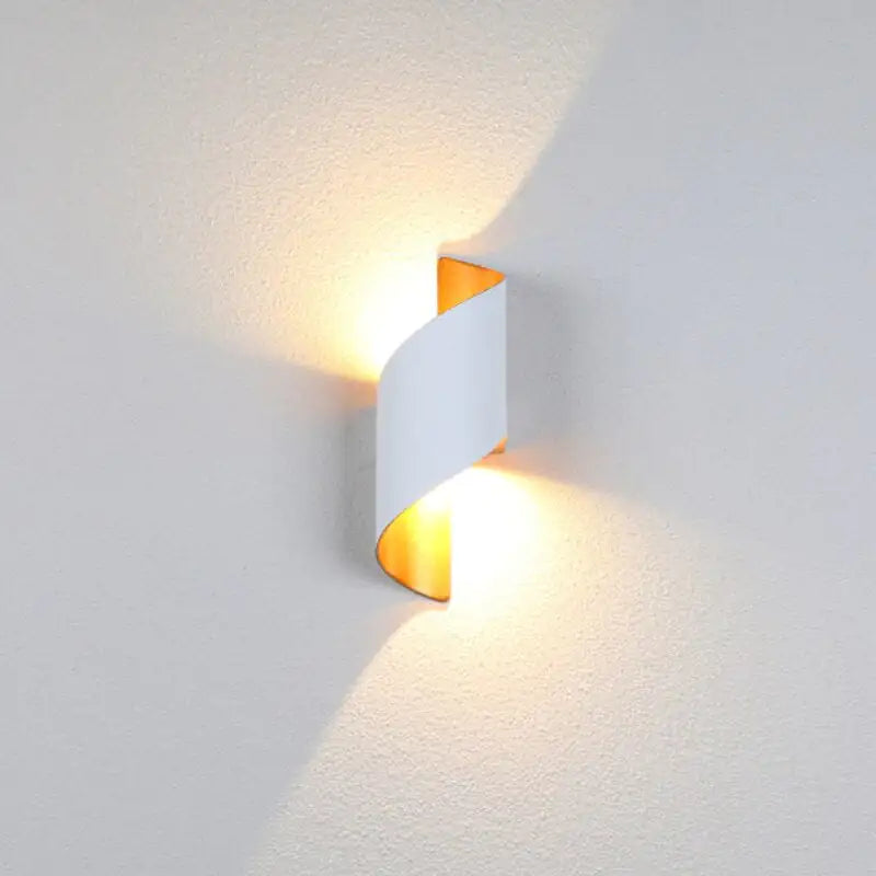 Larana Home™ LED Waterproof Outdoor Lighting