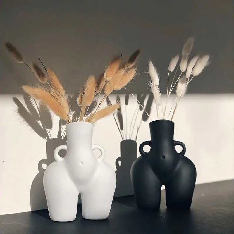 Larana Home™ Sculpture Vase