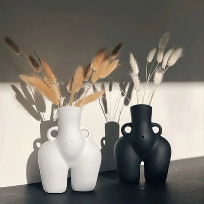 Larana Home™ Sculpture Vase