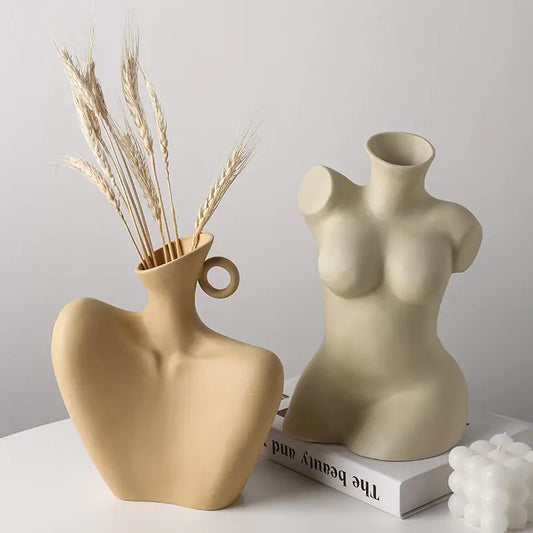 Larana Home™ Sculpture Vase